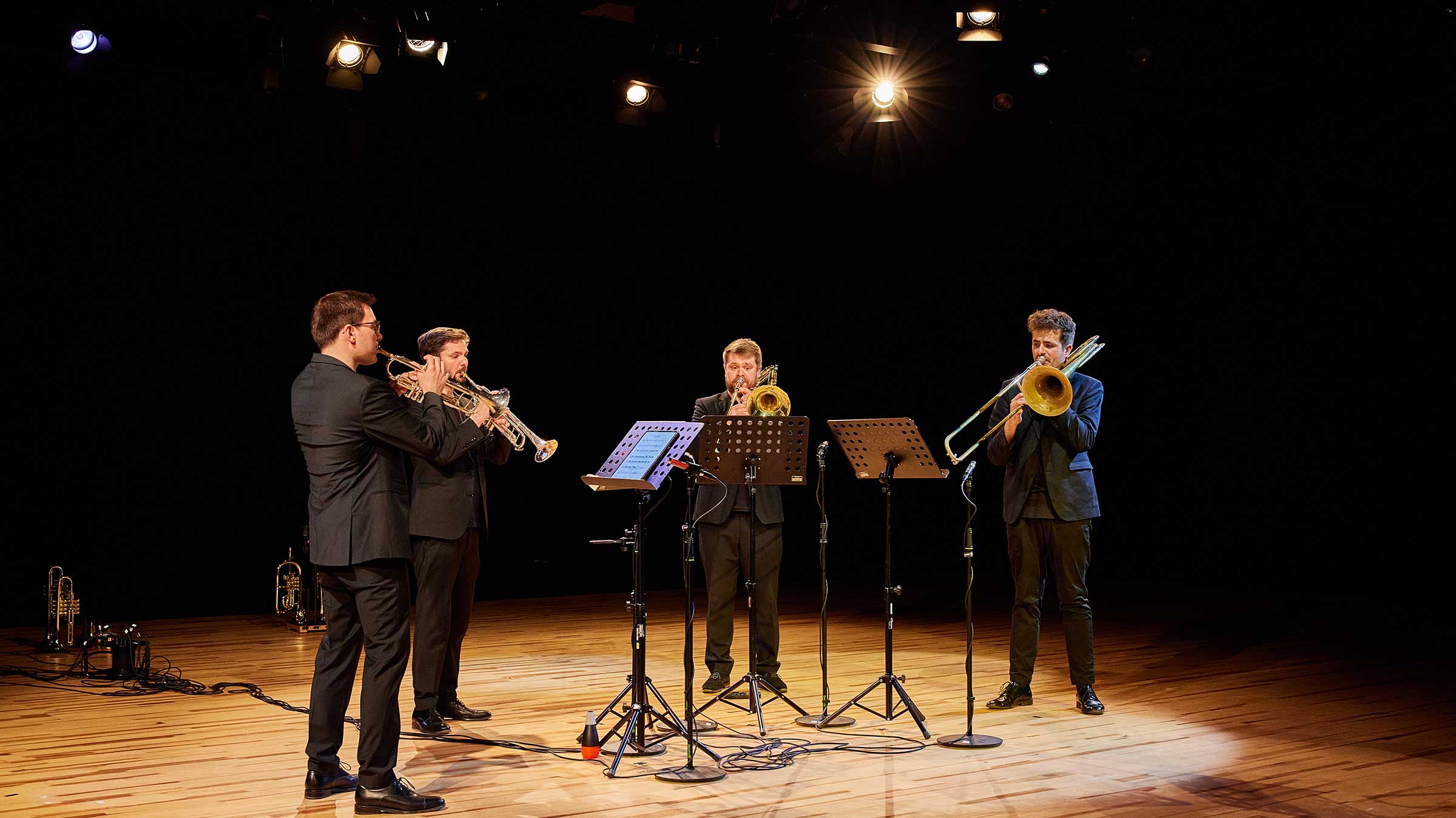 Tetra Brass